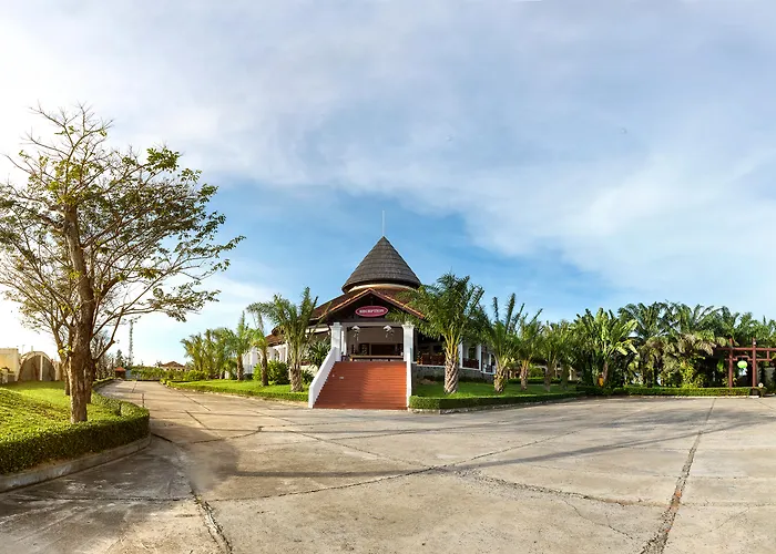 Tropical Beach Hoi An Resort