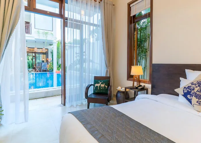 Riverside Hamlet Homestay & Villa