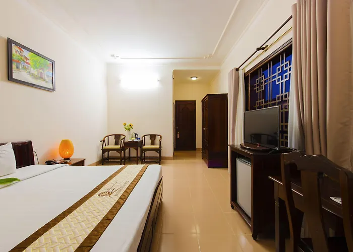 Bach Dang Hoi An Hotel