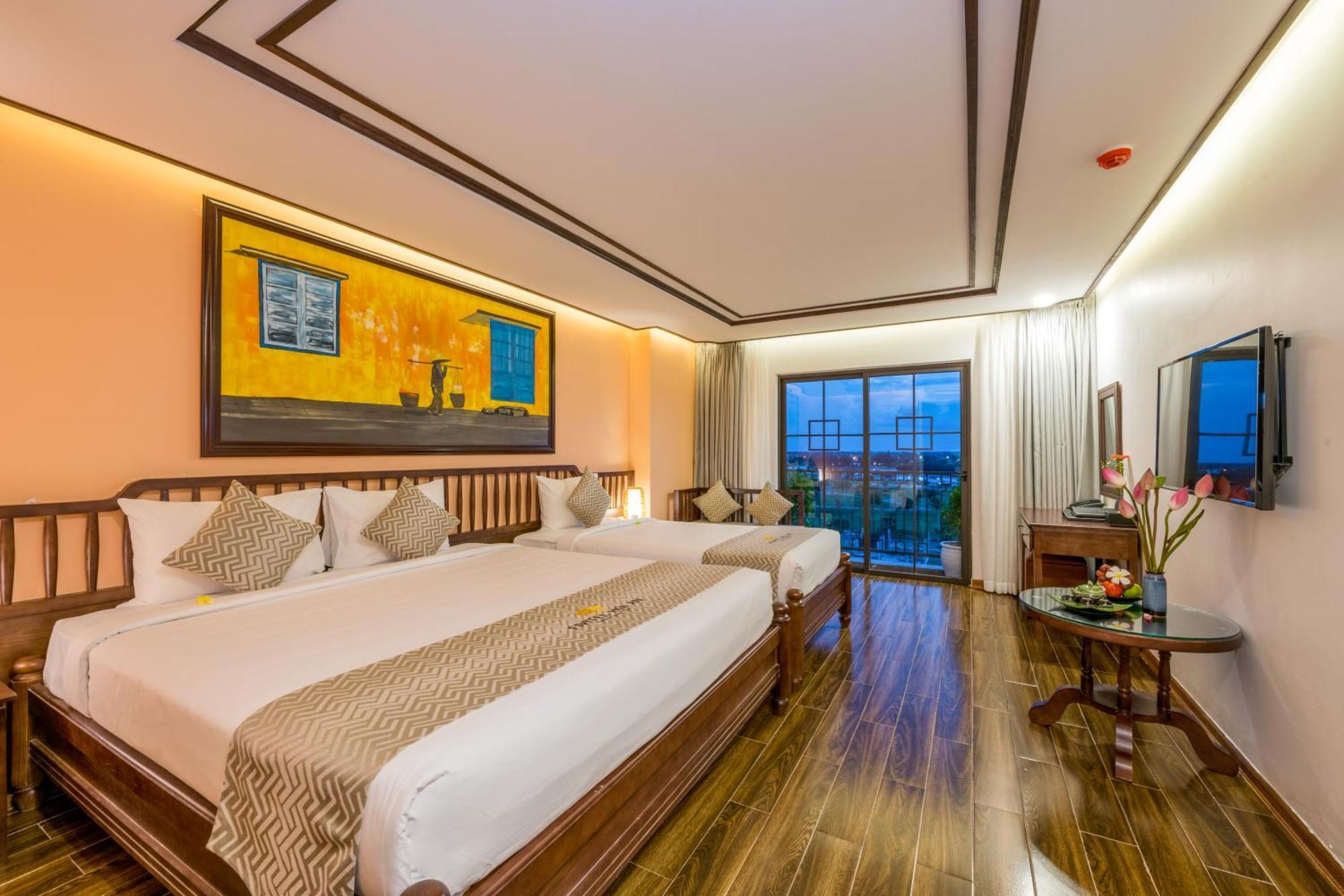 Deluxe Family Room with Partial Ocean View