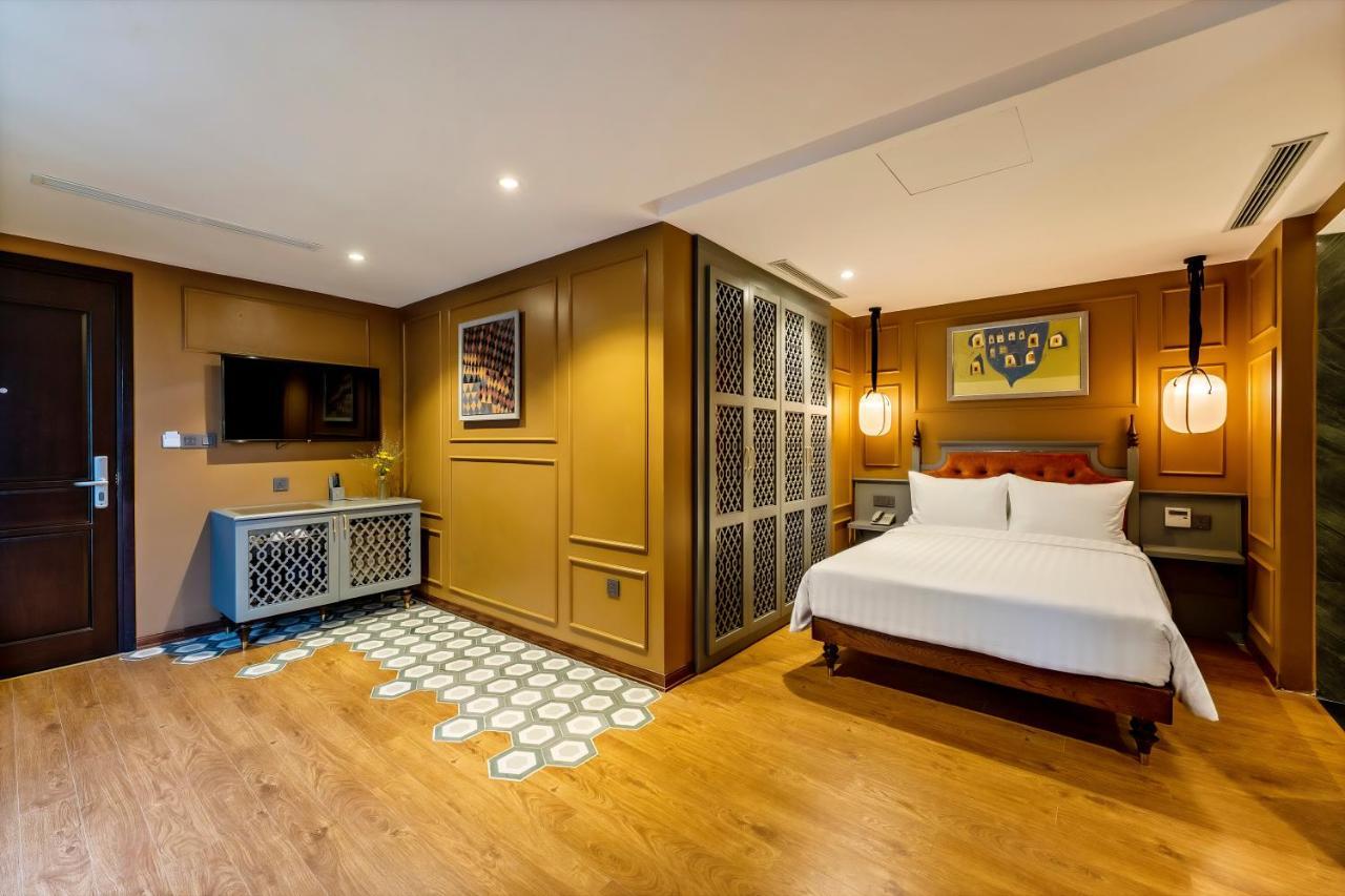 Suite Gia Đình