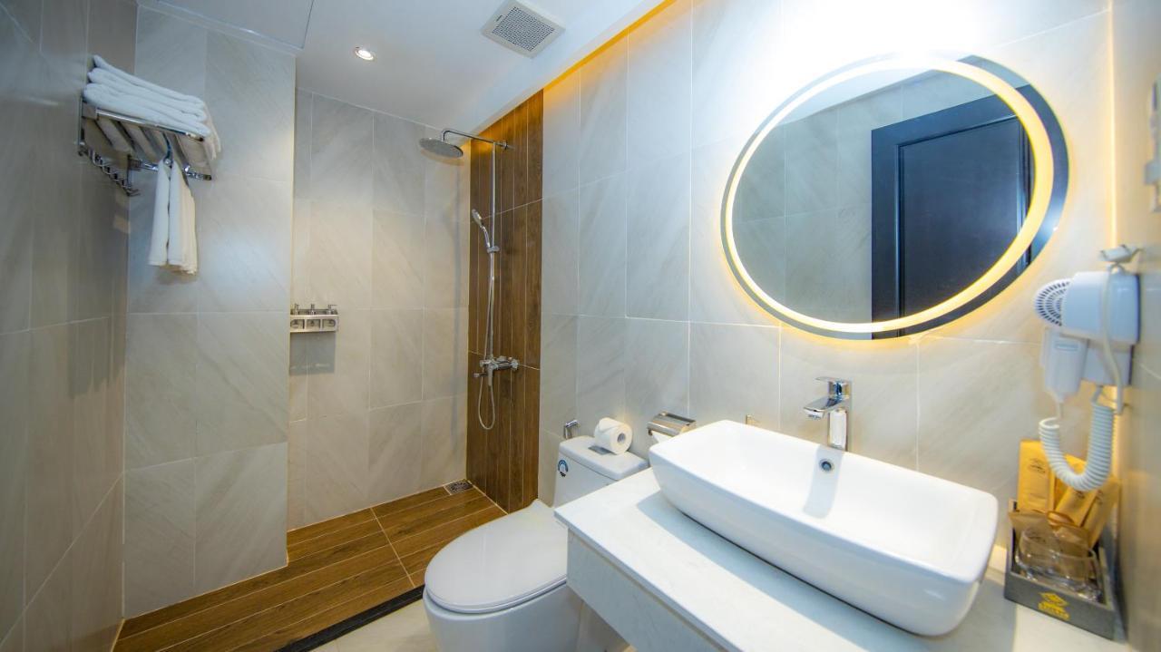 Phòng Deluxe Giường Đôi Có Bồn Tắm