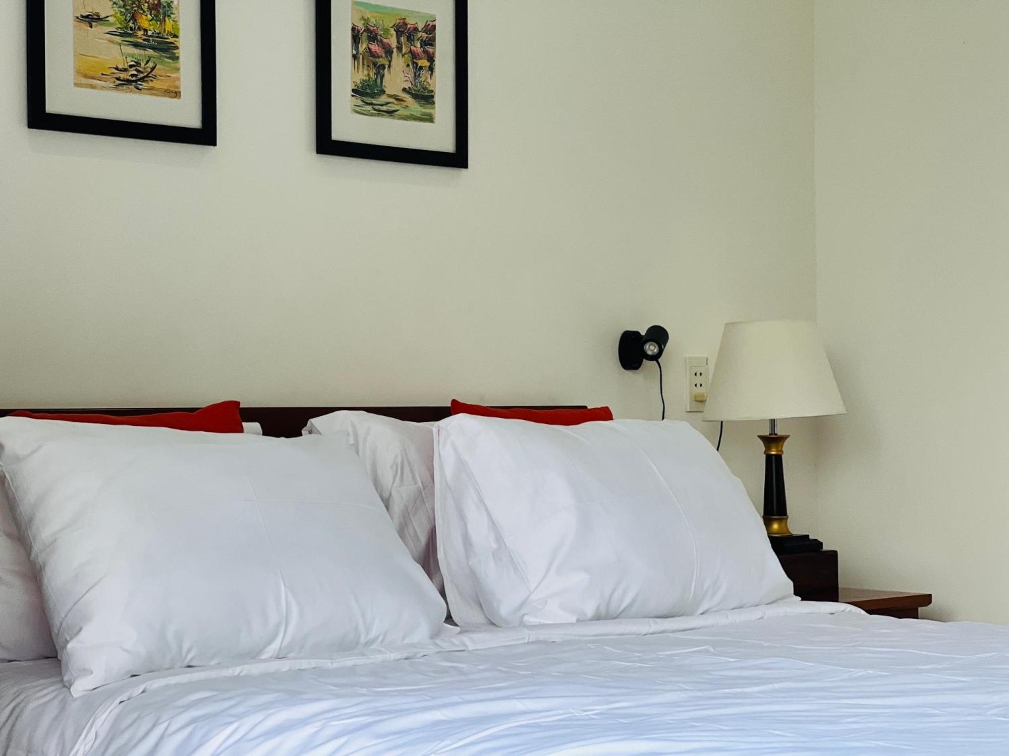 King Room with Garden View