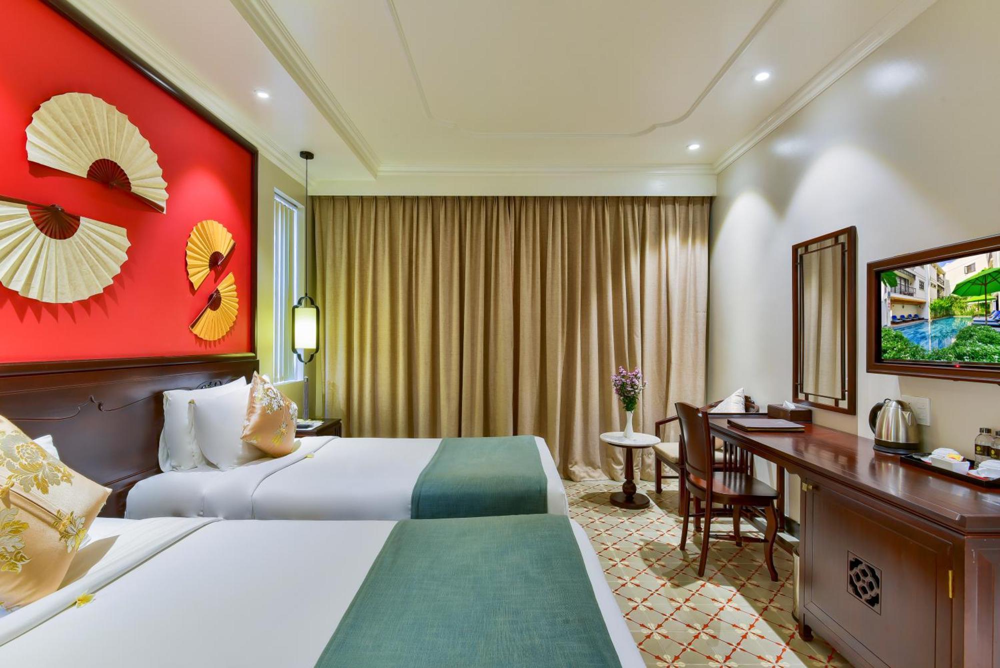 Phòng Deluxe 2 giường đơn với ban công