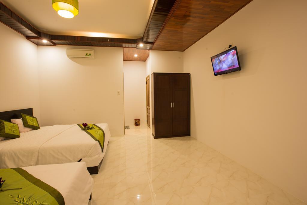 Triple Room with Balcony