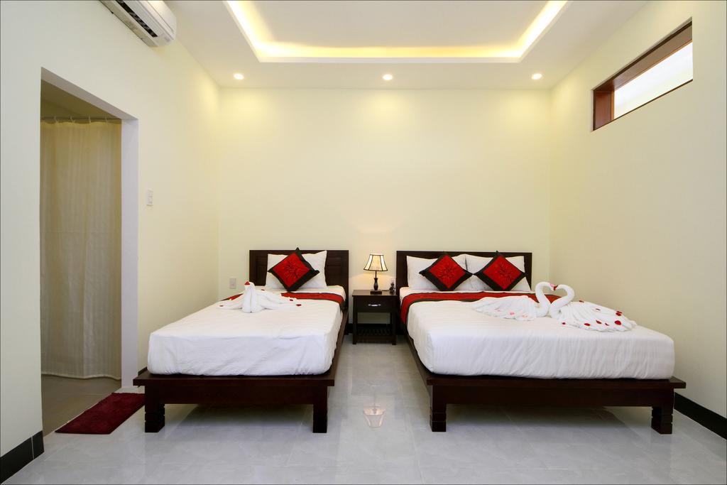 Triple Room with Balcony