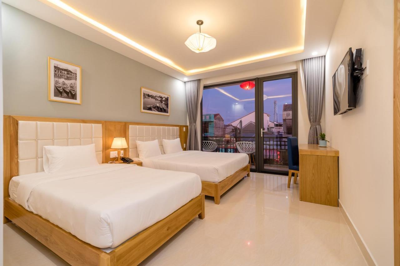 Triple Room with Balcony