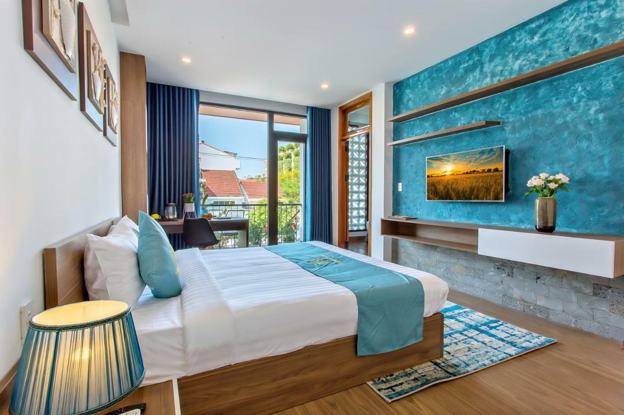 Family Suite with Balcony