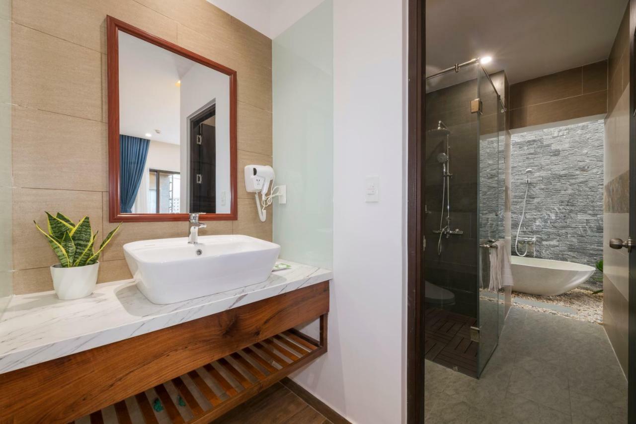 Junior Suite with Balcony