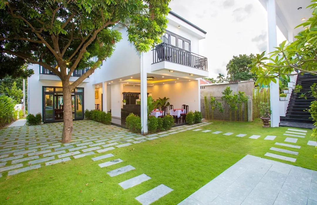 Hoi An Hideaway Villa-1