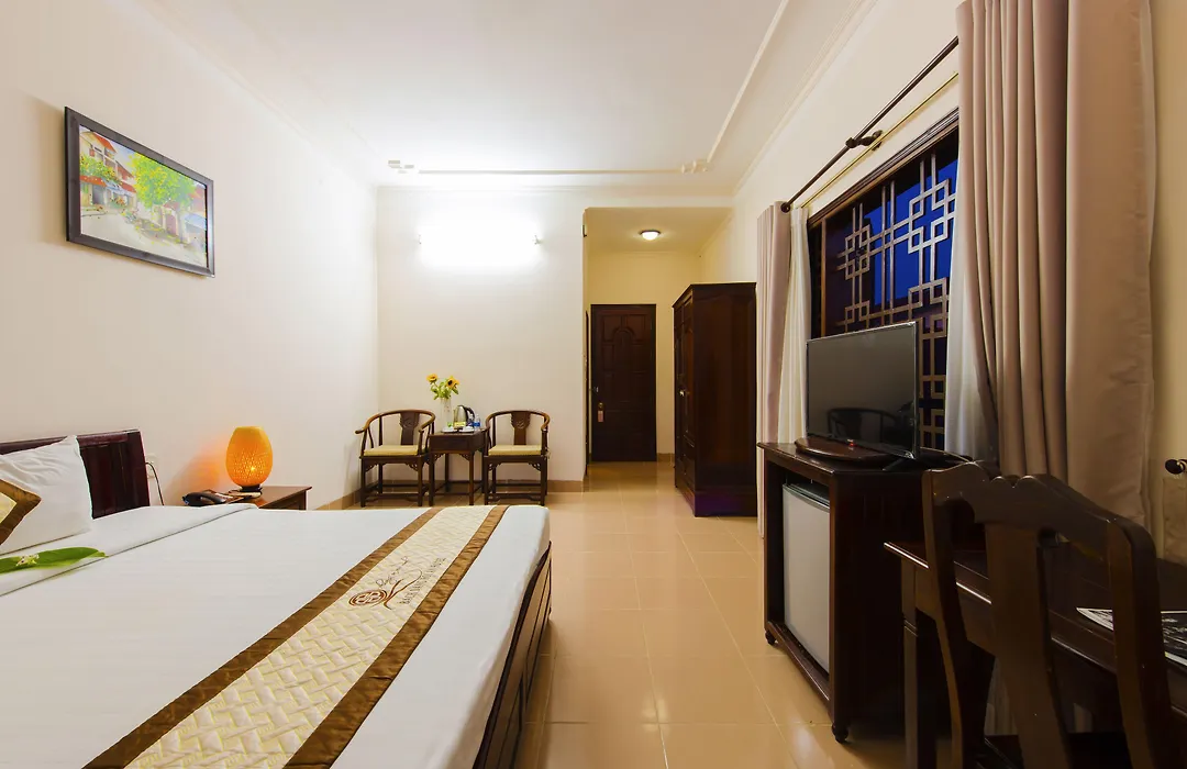 Bach Dang Hoi An Hotel-1