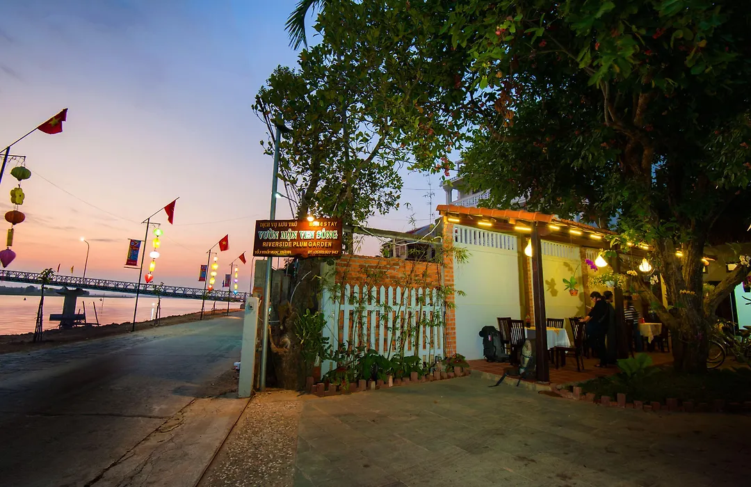 Riverside Plum Garden Villa-1
