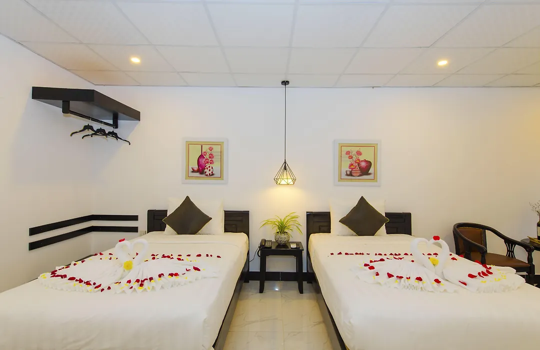 Hoi An Sunny Pool Villa-1