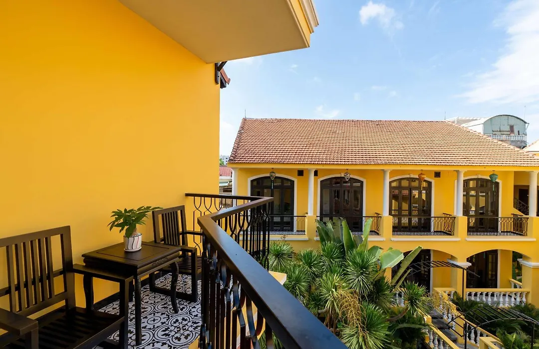 Lantern Boutique Hoi An-1