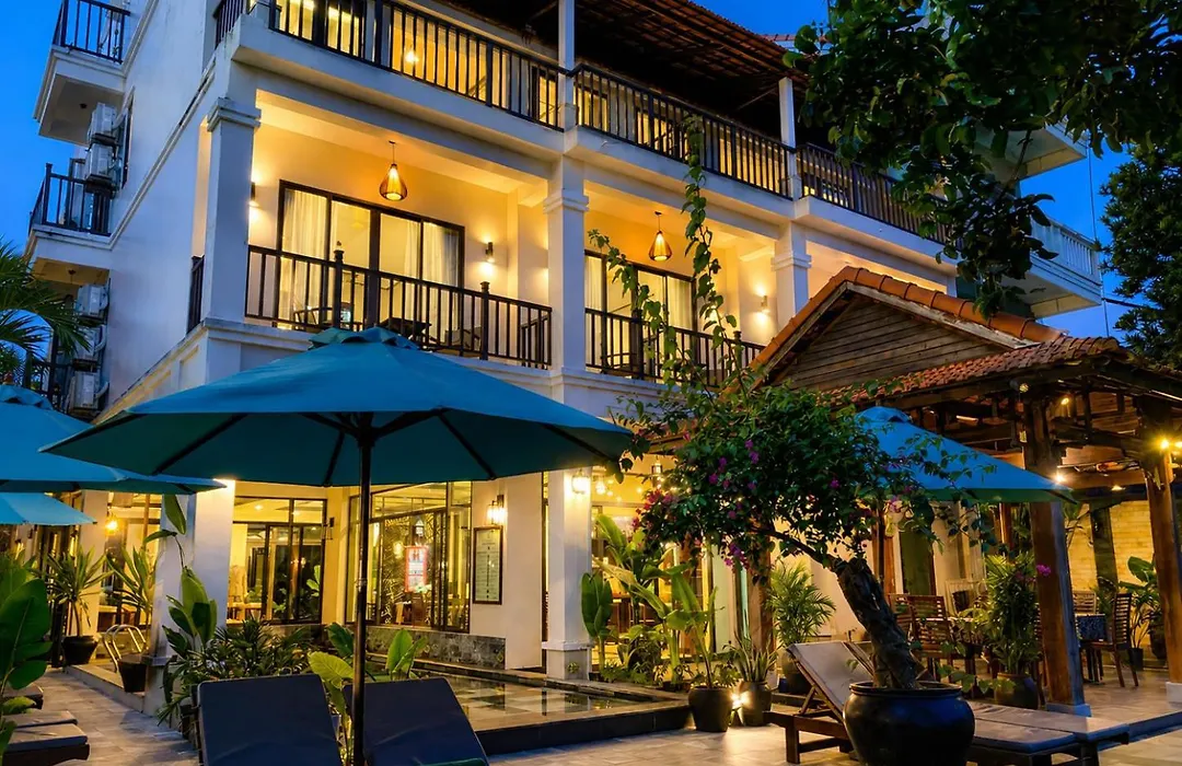 The Quin Riverside Villa-1