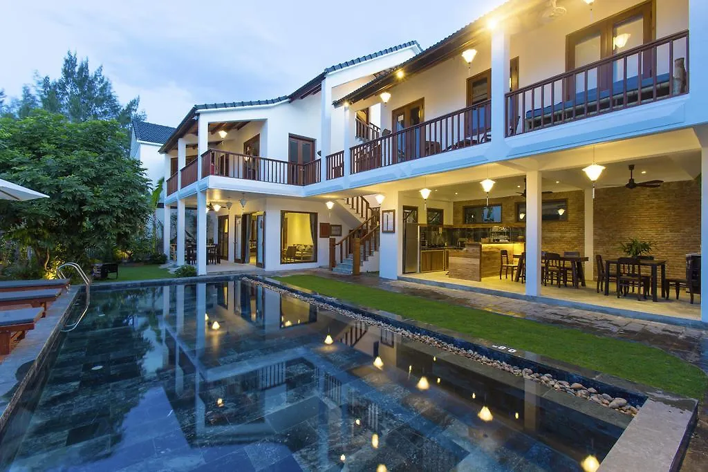 Vina Beach Pool Villas-1