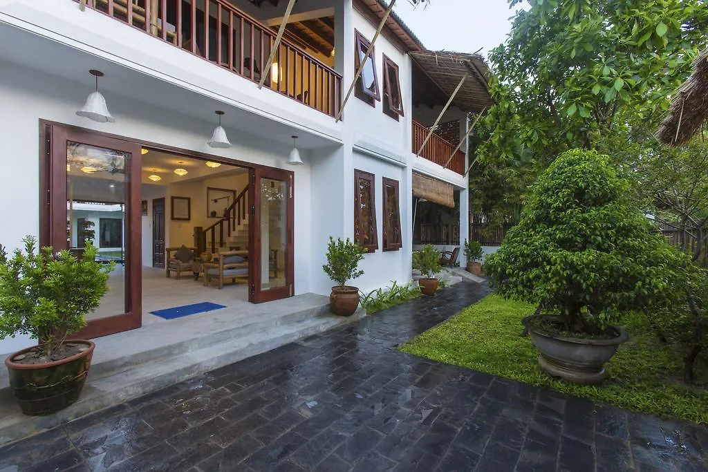 Vina Beach Pool Villas-1