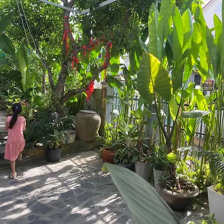 Sunny Garden Homestay-2