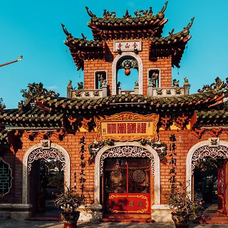 The Linh Hoi An-2