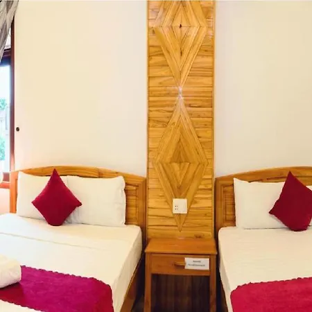 Riverside Plum Garden Villa-3