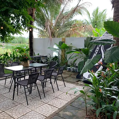 Laoxao Lakeview Homestay-2