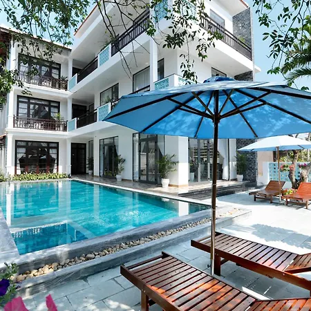 Tropical Garden & Pool Villa-3