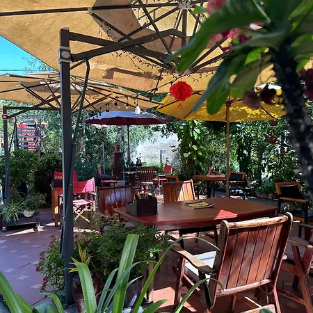 Strawberry Garden Homestay-2