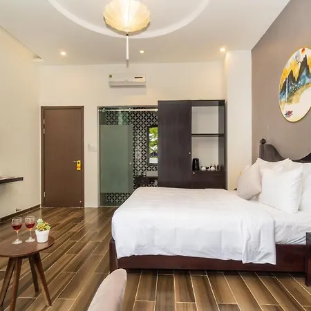 Hoi An Gravel Pool Villa & Spa-3