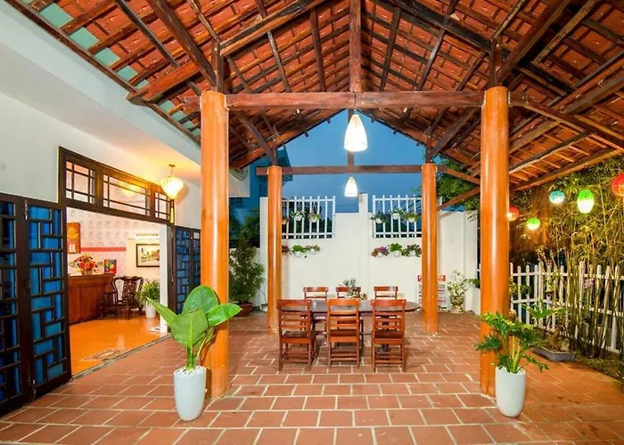 Cua Dai Beach Homestay