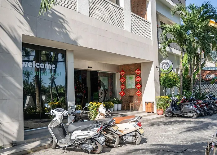 Mad Monkey Hoi An