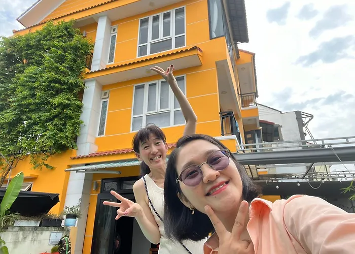 Flamingo Homestay - Lgbtq Friendly - 200M From Ancient Town & Night Market - Super Comfortable Spring Mattress