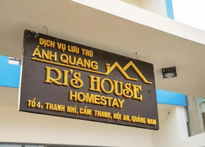 Ri'S House
